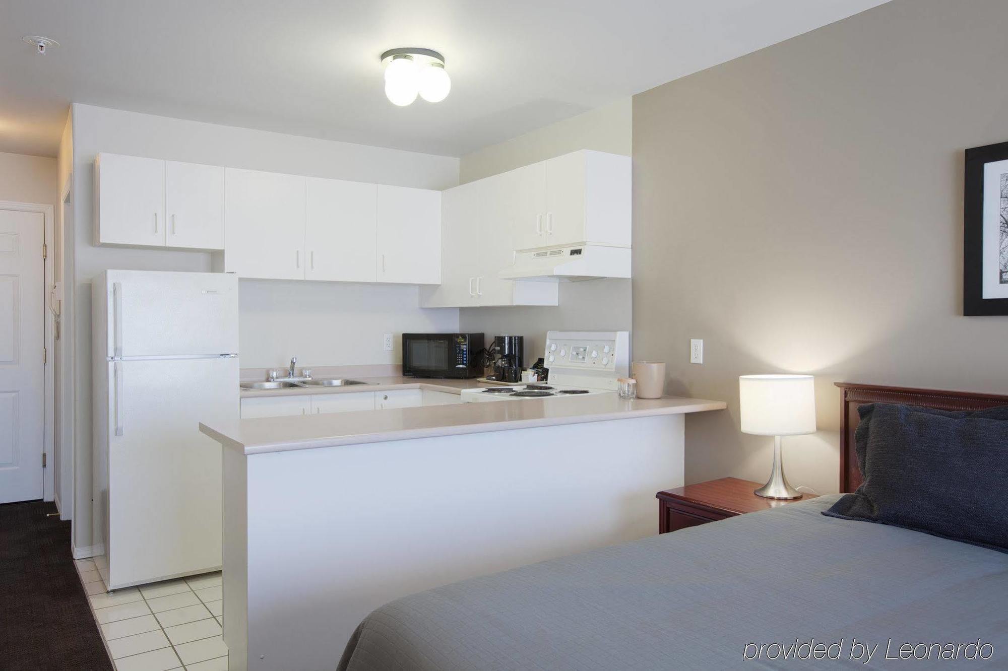Sandman Hotel & Suites Williams Lake Exterior foto